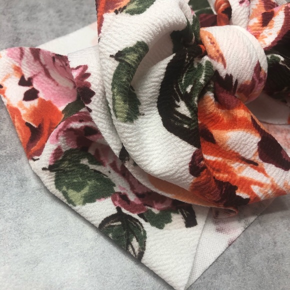 Baby Girl Boutique Peach Floral Bummies & Headwrap - Picture 8 of 9